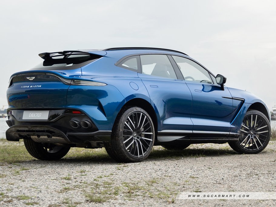https://i.i-sgcm.com/new_cars/cars/21618/21618_g29