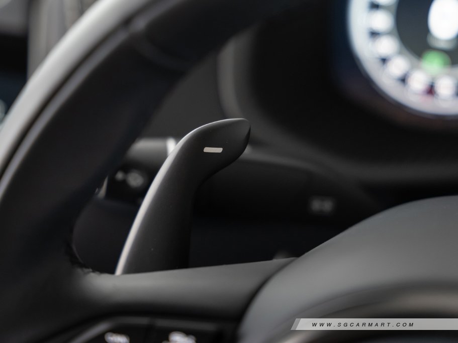 https://i.i-sgcm.com/new_cars/cars/21618/21618_g46