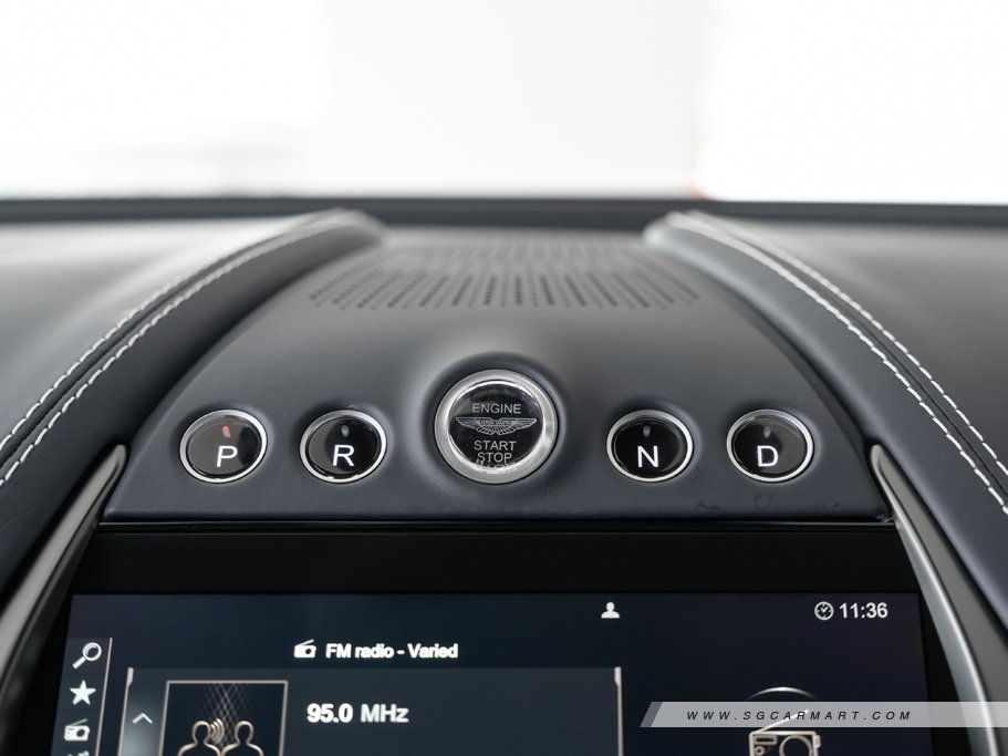 https://i.i-sgcm.com/new_cars/cars/21618/21618_g48