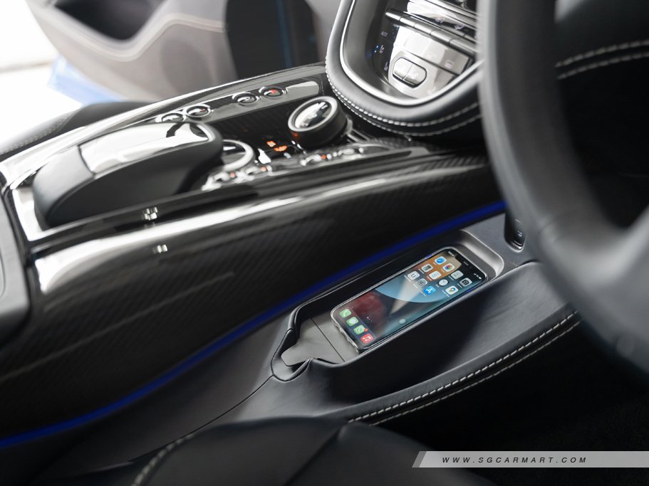 https://i.i-sgcm.com/new_cars/cars/21618/21618_g52