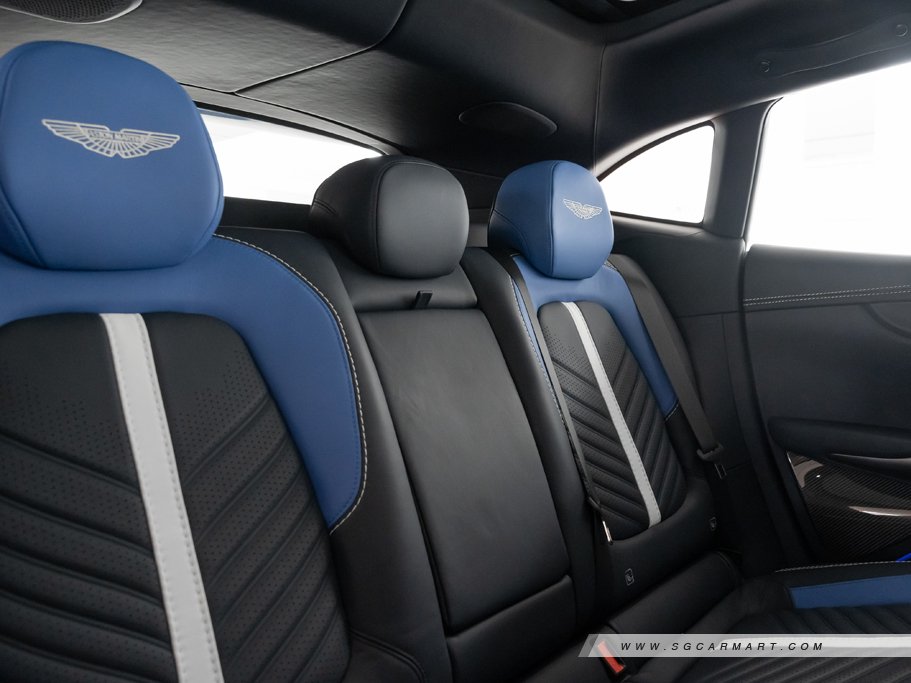 https://i.i-sgcm.com/new_cars/cars/21618/21618_g58