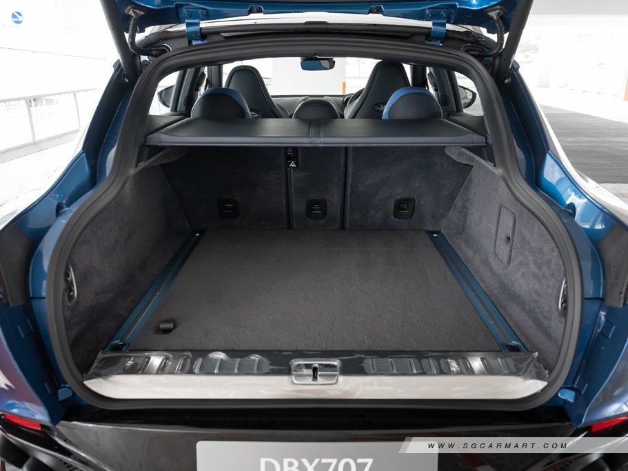 https://i.i-sgcm.com/new_cars/cars/21618/21618_g59