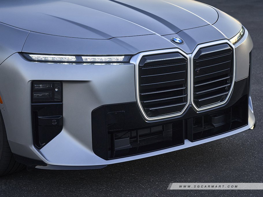 https://i.i-sgcm.com/new_cars/cars/21619/21619_g64
