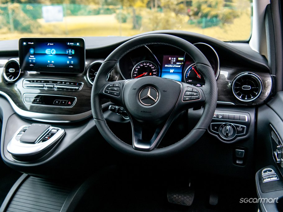 https://i.i-sgcm.com/new_cars/cars/21620/21620_g20