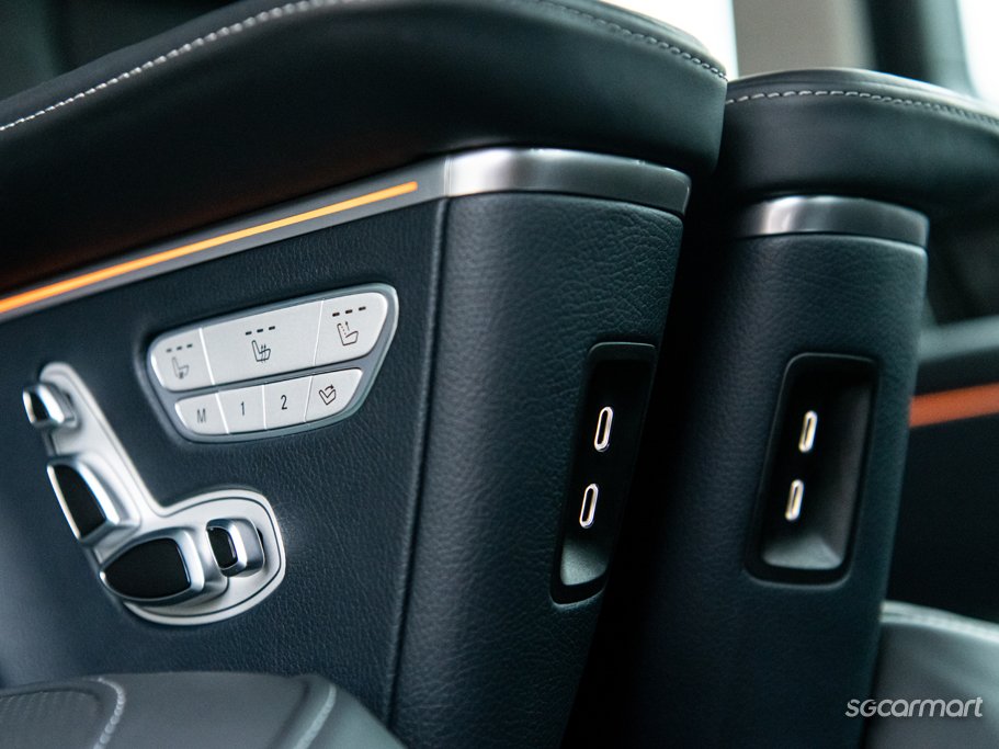 https://i.i-sgcm.com/new_cars/cars/21620/21620_g25