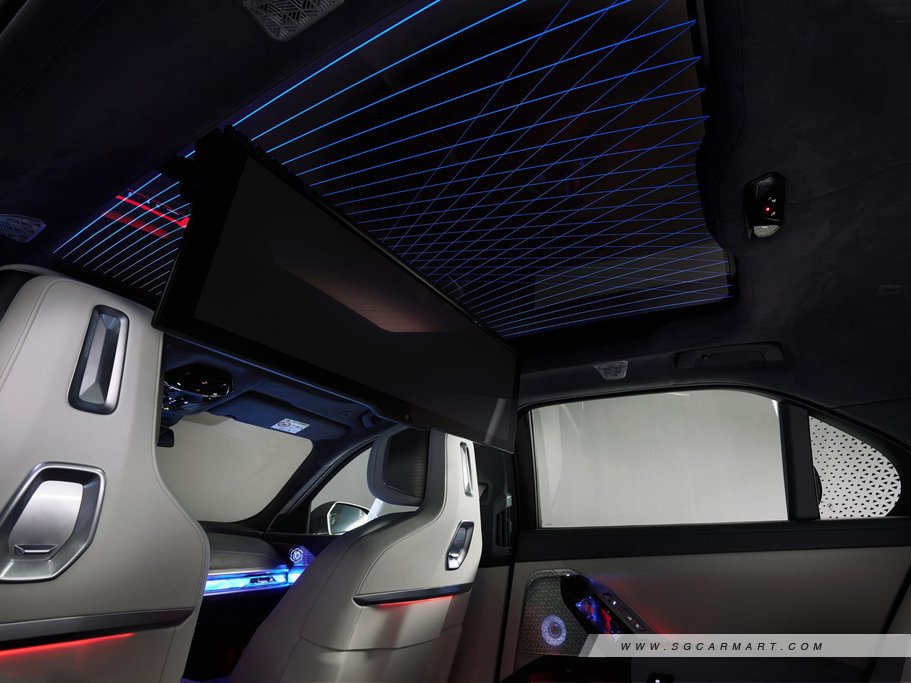 https://i.i-sgcm.com/new_cars/cars/21623/21623_g33
