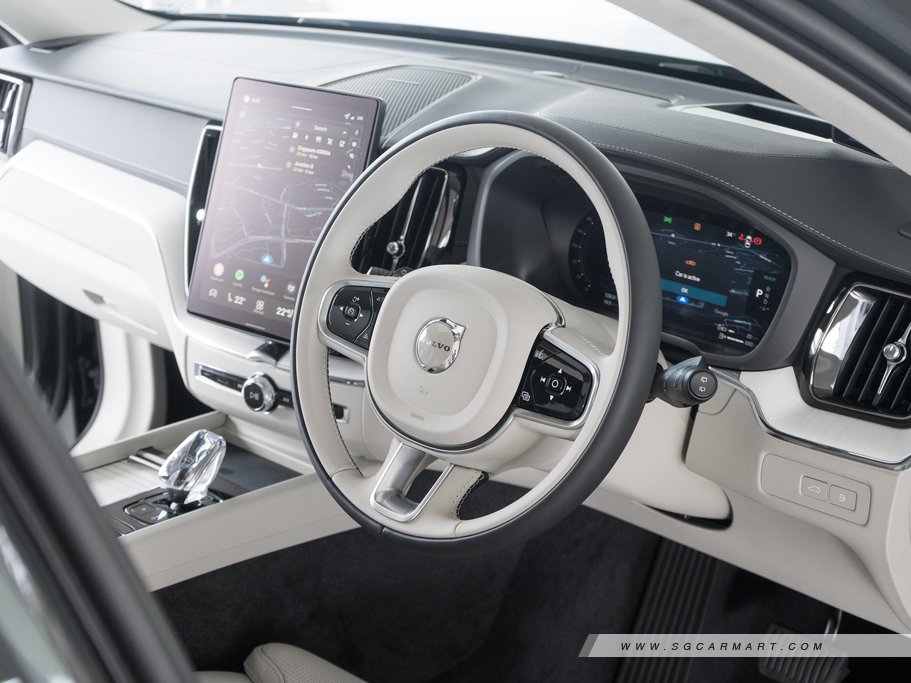 https://i.i-sgcm.com/new_cars/cars/21625/21625_g26