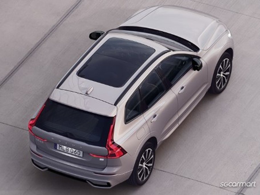 New Volvo XC60 Recharge Plug-in Hybrid Photos, Photo Gallery - Sgcarmart