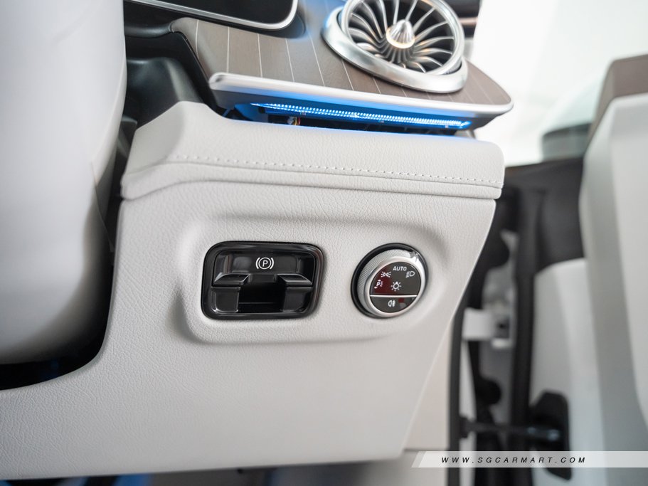 https://i.i-sgcm.com/new_cars/cars/21628/21628_g27