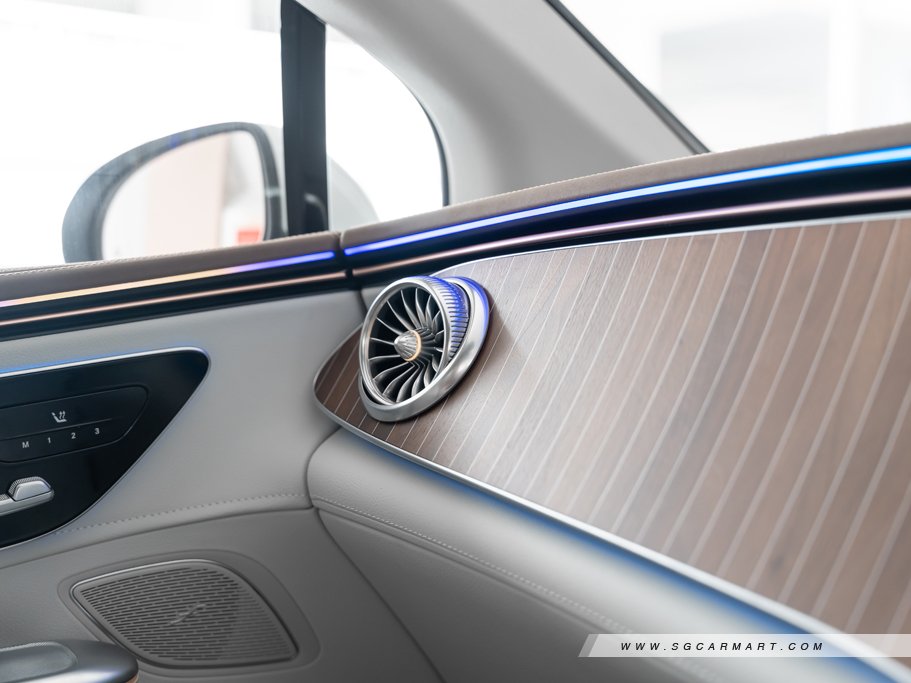 https://i.i-sgcm.com/new_cars/cars/21628/21628_g33