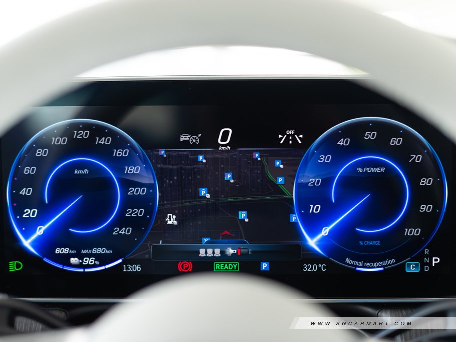 https://i.i-sgcm.com/new_cars/cars/21628/21628_g94