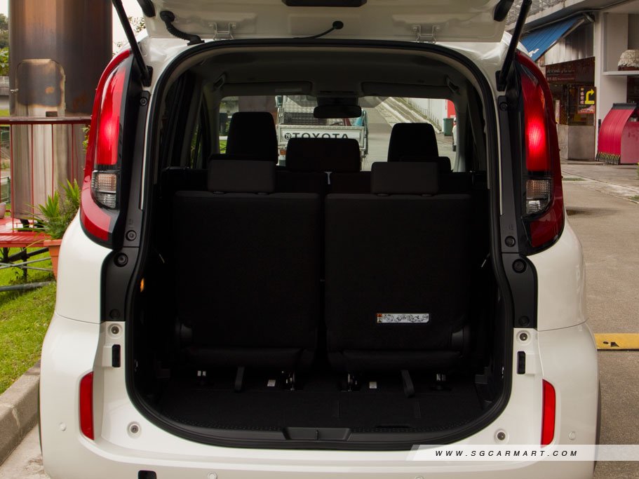 https://i.i-sgcm.com/new_cars/cars/21629/21629_g29