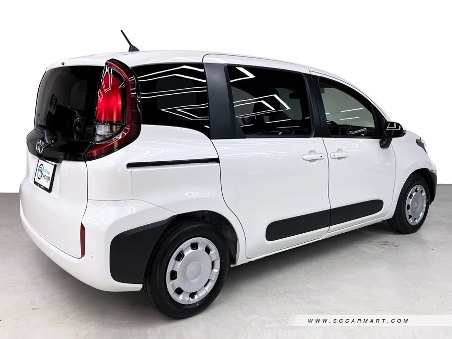 https://i.i-sgcm.com/new_cars/cars/21630/21630_g3