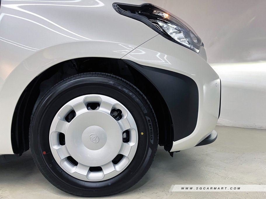 https://i.i-sgcm.com/new_cars/cars/21630/21630_g5