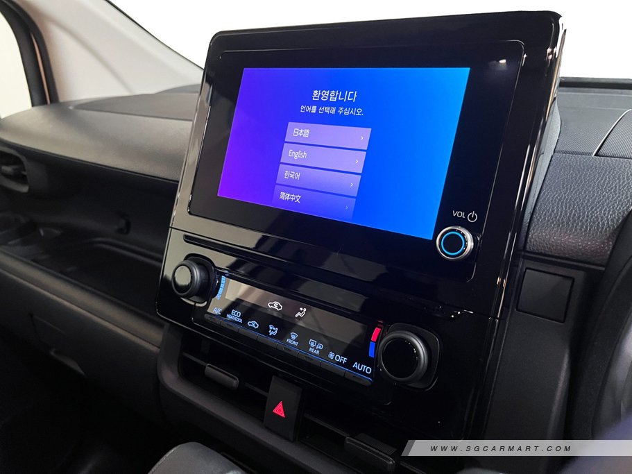 https://i.i-sgcm.com/new_cars/cars/21630/21630_g7