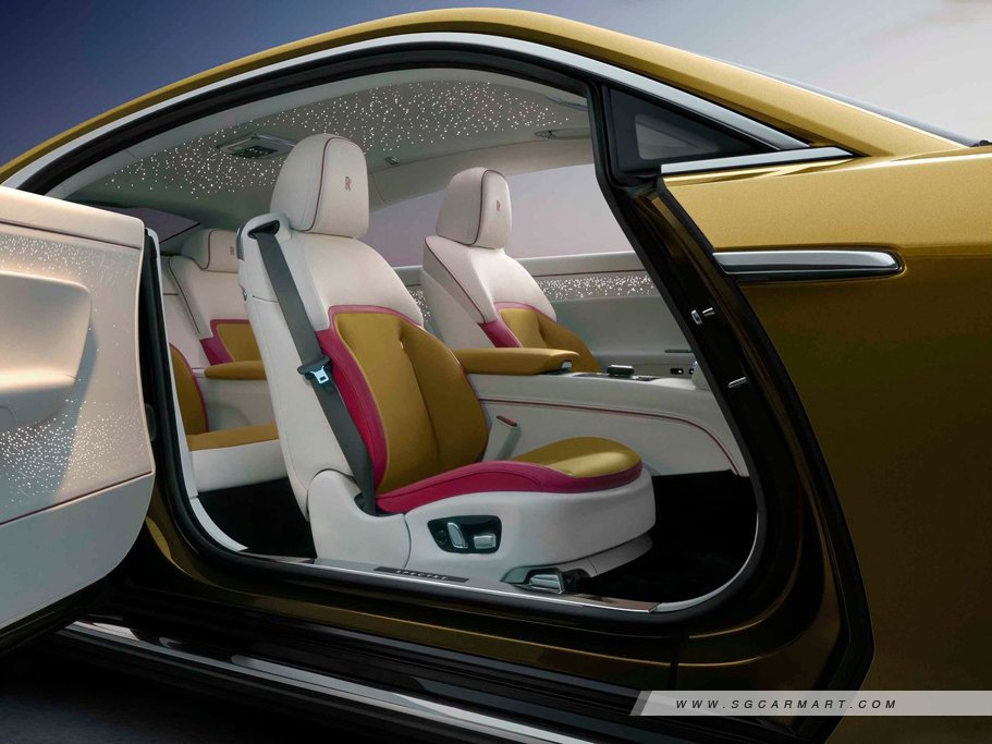 https://i.i-sgcm.com/new_cars/cars/21631/21631_g25