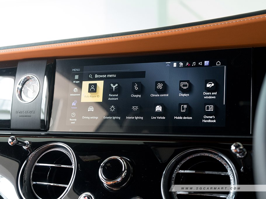 https://i.i-sgcm.com/new_cars/cars/21631/21631_g44