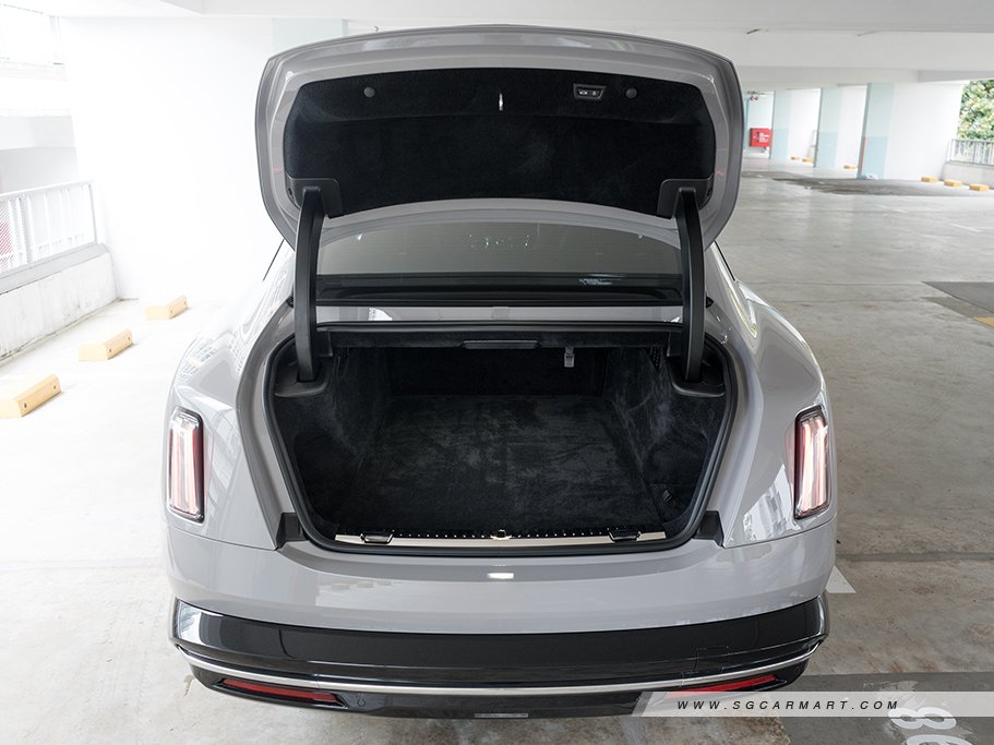 https://i.i-sgcm.com/new_cars/cars/21631/21631_g56