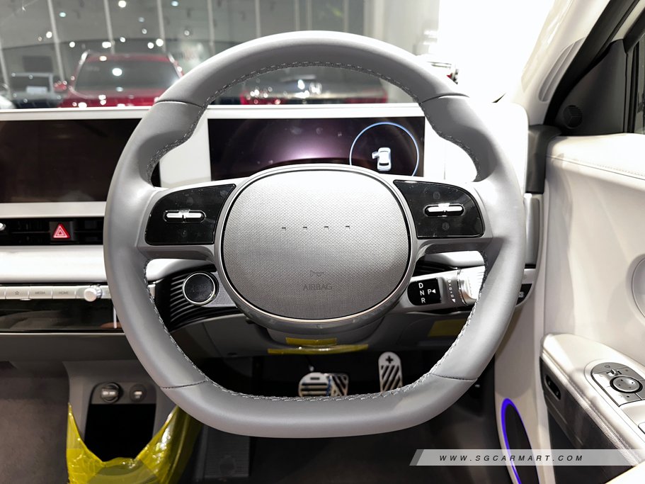 https://i.i-sgcm.com/new_cars/cars/21635/21635_g16