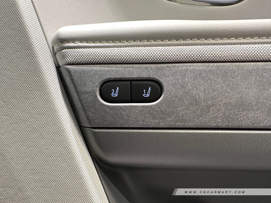 https://i.i-sgcm.com/new_cars/cars/21635/21635_g39