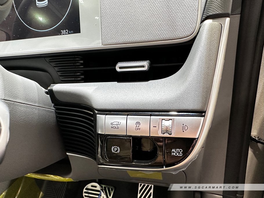 https://i.i-sgcm.com/new_cars/cars/21635/21635_g40