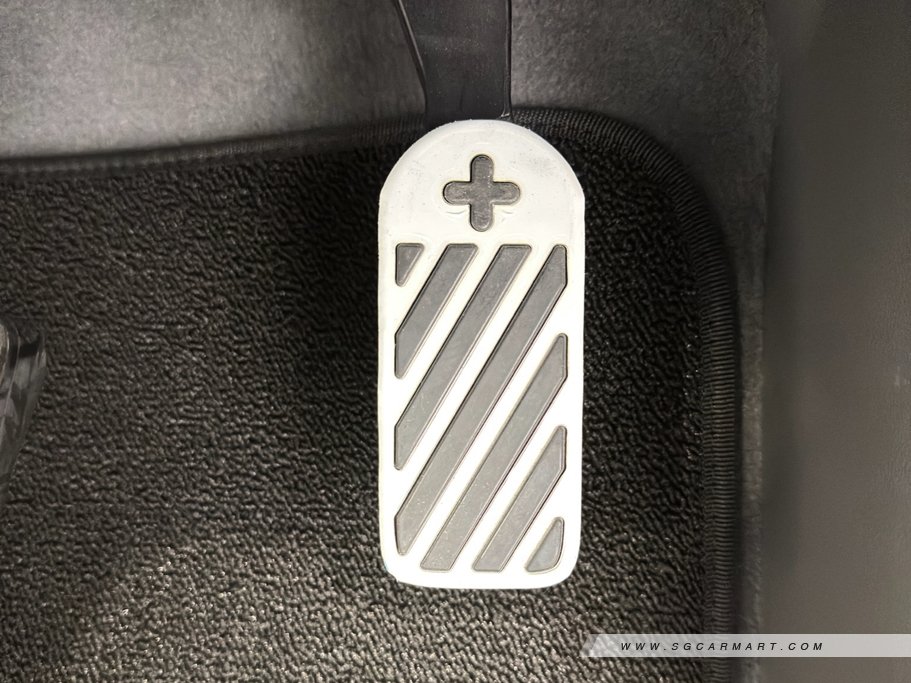 https://i.i-sgcm.com/new_cars/cars/21635/21635_g45
