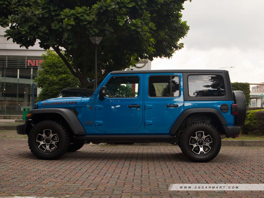 https://i.i-sgcm.com/new_cars/cars/21637/21637_g3