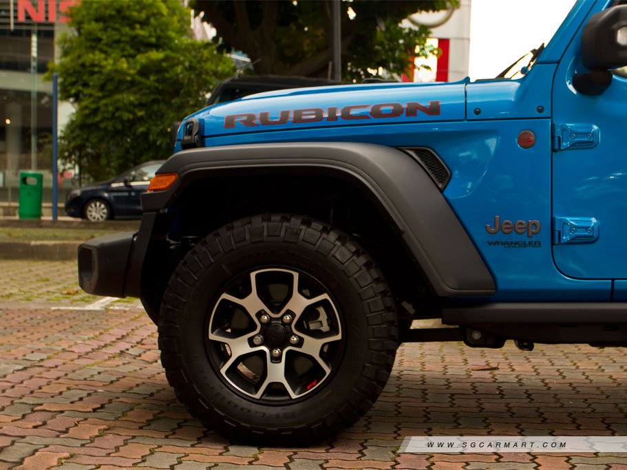 https://i.i-sgcm.com/new_cars/cars/21637/21637_g7