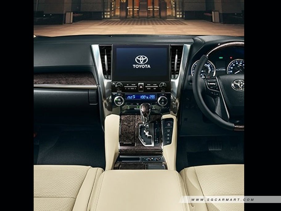 https://i.i-sgcm.com/new_cars/cars/21638/21638_g4