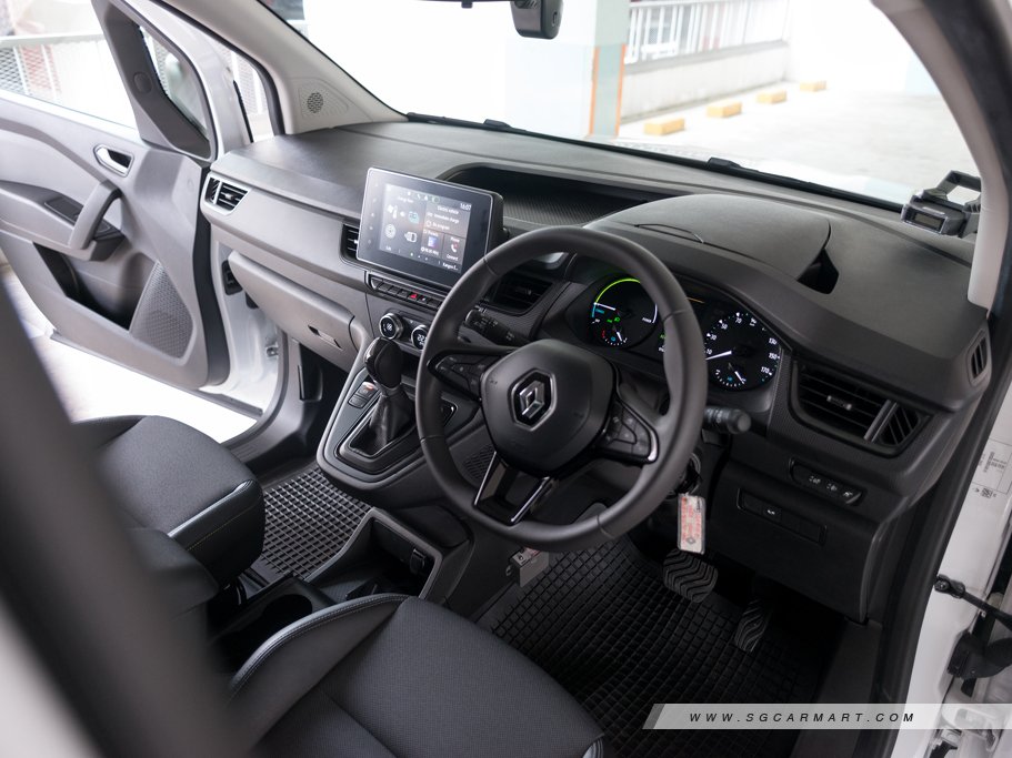 https://i.i-sgcm.com/new_cars/cars/21644/21644_g12