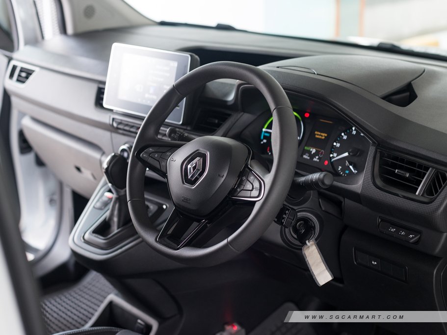 https://i.i-sgcm.com/new_cars/cars/21644/21644_g13