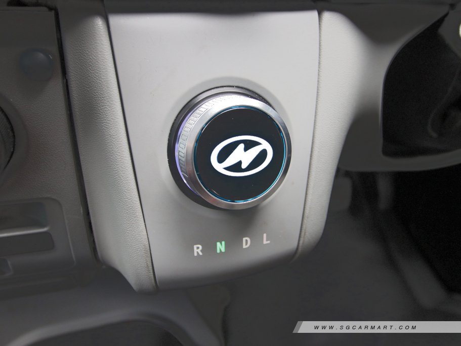 https://i.i-sgcm.com/new_cars/cars/21650/21650_g15