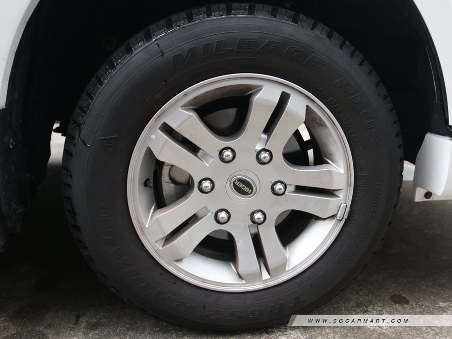 https://i.i-sgcm.com/new_cars/cars/21650/21650_g9