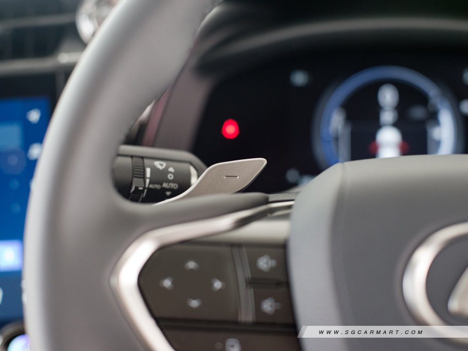 https://i.i-sgcm.com/new_cars/cars/21652/21652_g31