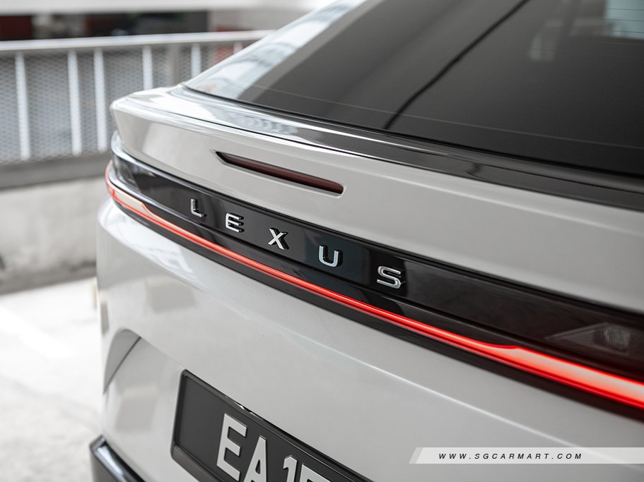 https://i.i-sgcm.com/new_cars/cars/21652/21652_g57