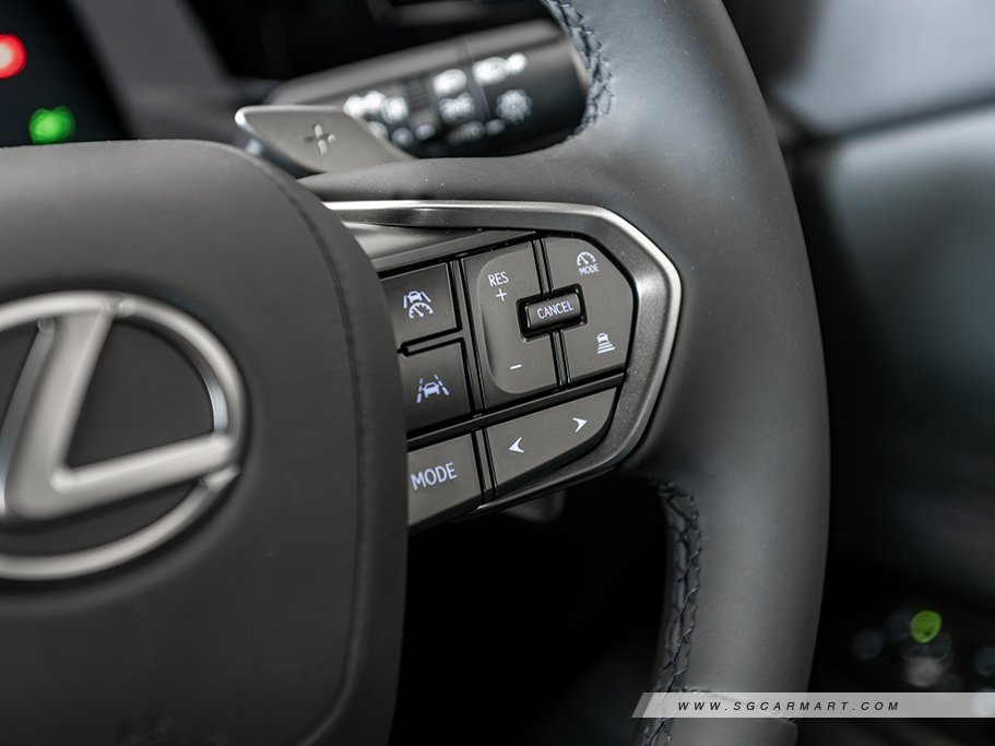 https://i.i-sgcm.com/new_cars/cars/21652/21652_g64