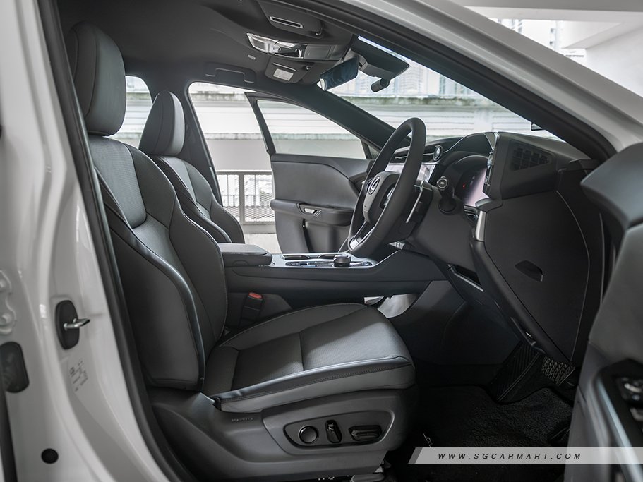 https://i.i-sgcm.com/new_cars/cars/21652/21652_g67