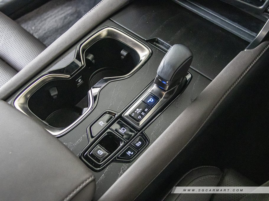 https://i.i-sgcm.com/new_cars/cars/21653/21653_g30