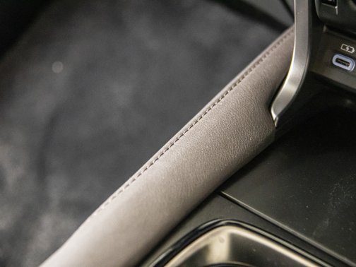 https://i.i-sgcm.com/new_cars/cars/21653/21653_g32