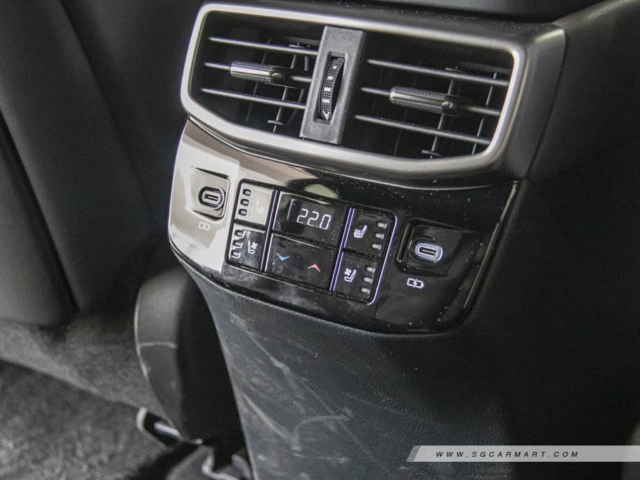 https://i.i-sgcm.com/new_cars/cars/21653/21653_g35
