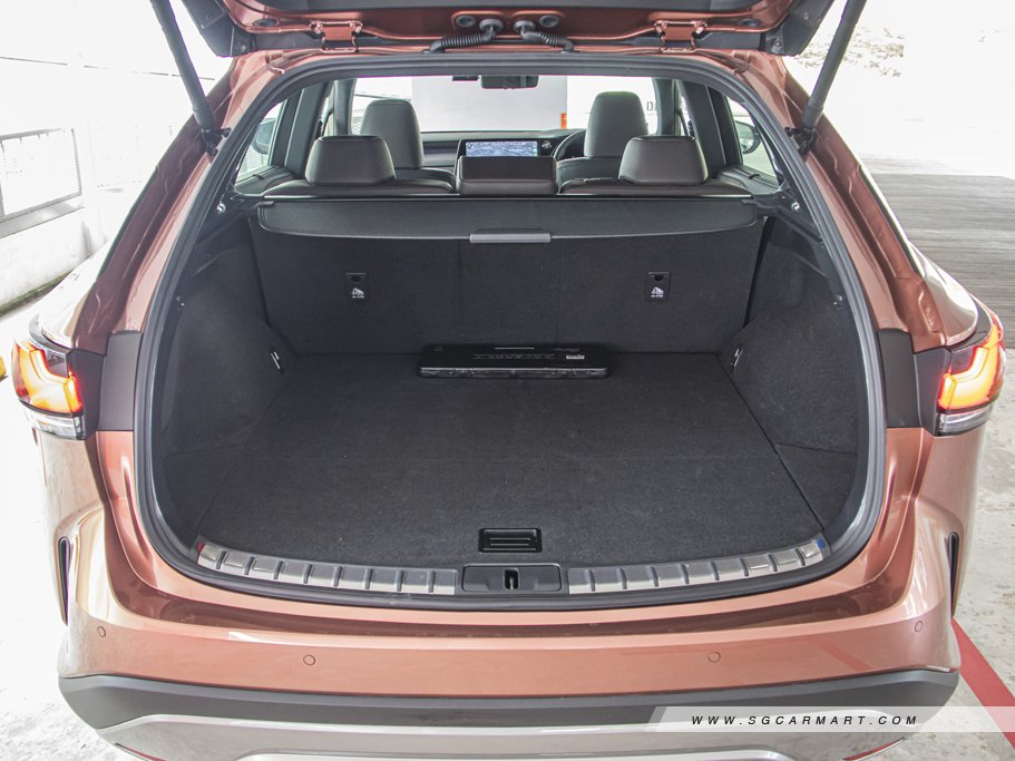 https://i.i-sgcm.com/new_cars/cars/21653/21653_g39