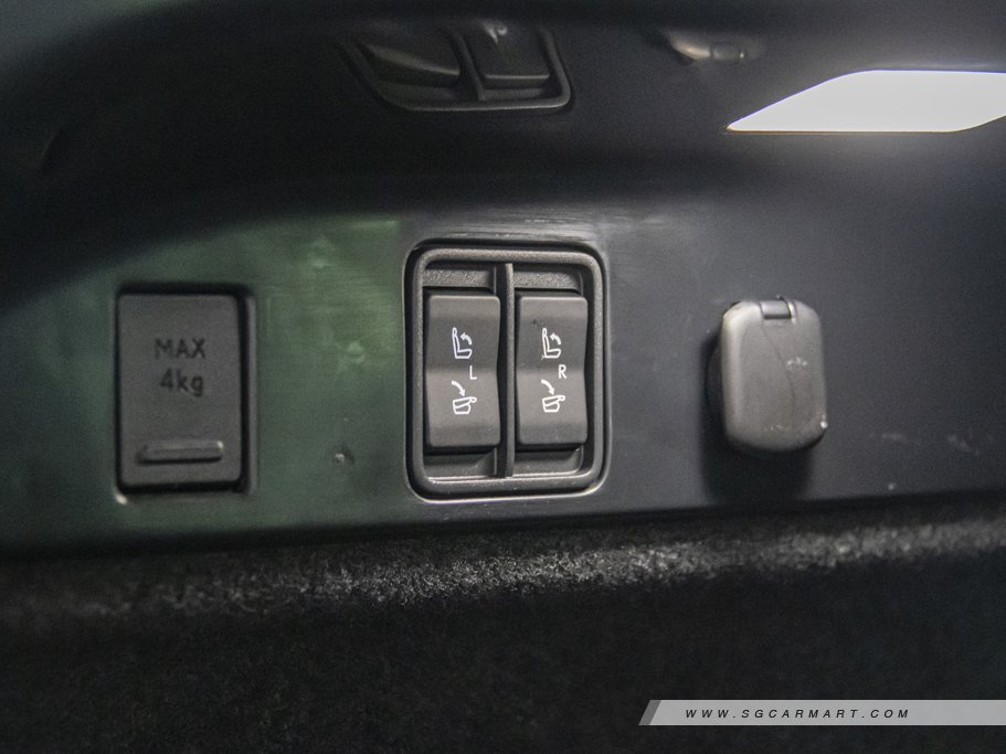 https://i.i-sgcm.com/new_cars/cars/21653/21653_g41