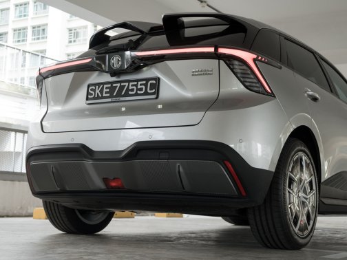 MG 4 EV Trophy 99kW 64 kWh 49