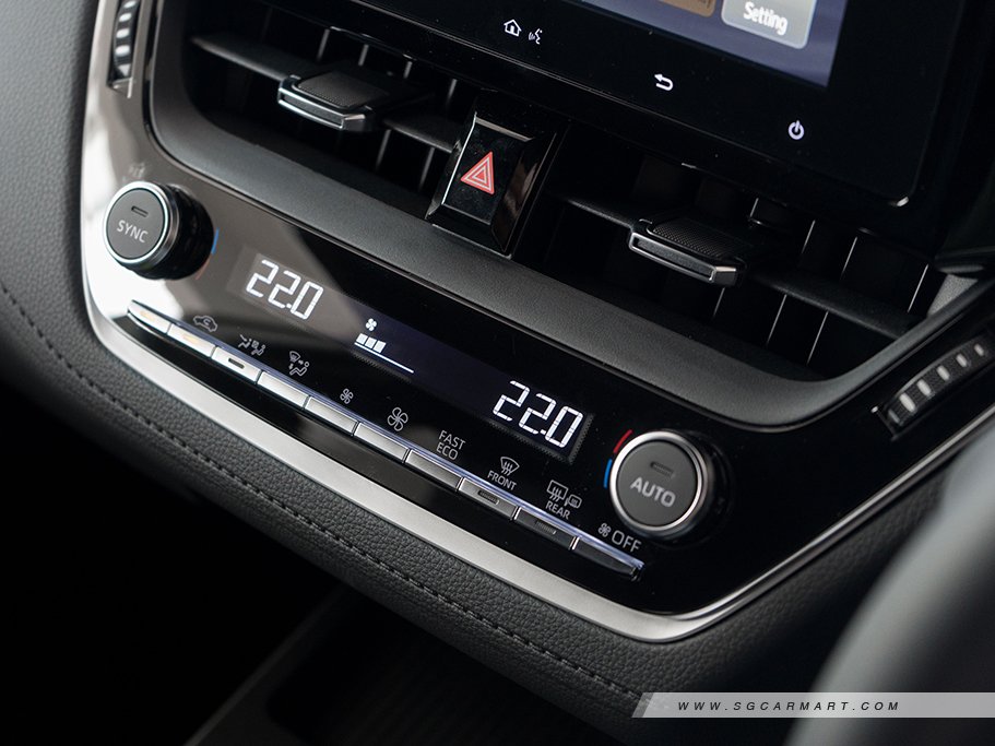 https://i.i-sgcm.com/new_cars/cars/21664/21664_g56