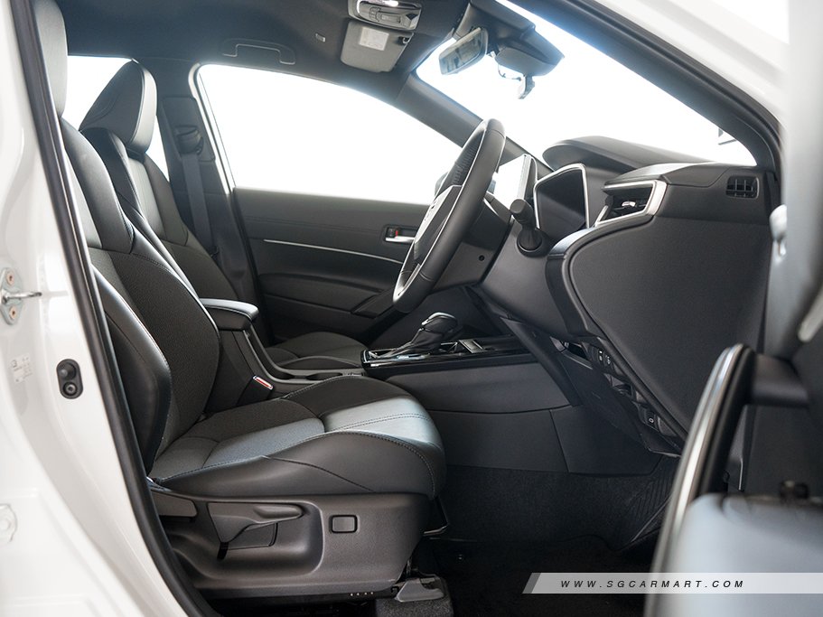 https://i.i-sgcm.com/new_cars/cars/21664/21664_g64