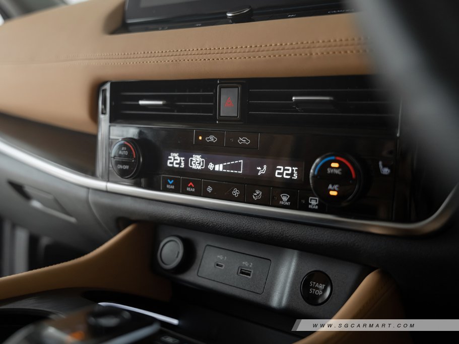 https://i.i-sgcm.com/new_cars/cars/21665/21665_g21