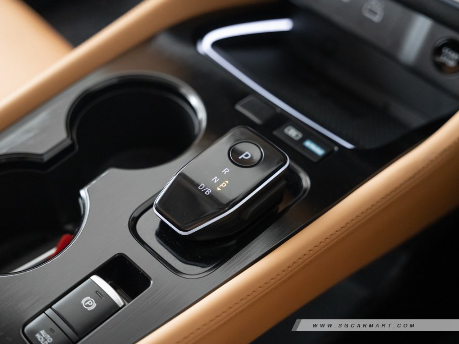 https://i.i-sgcm.com/new_cars/cars/21665/21665_g24