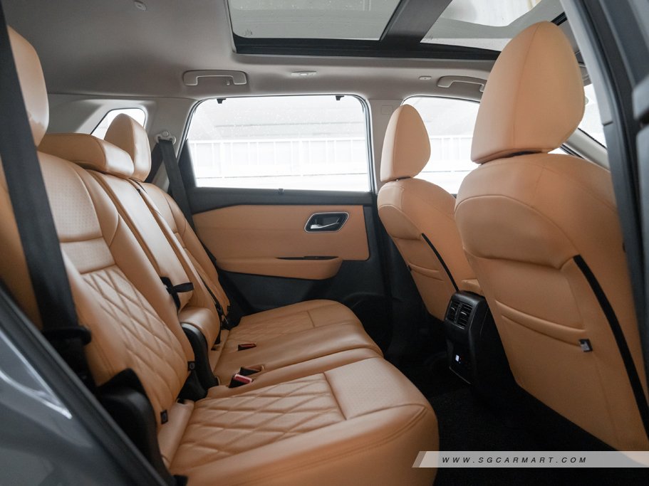 https://i.i-sgcm.com/new_cars/cars/21665/21665_g34