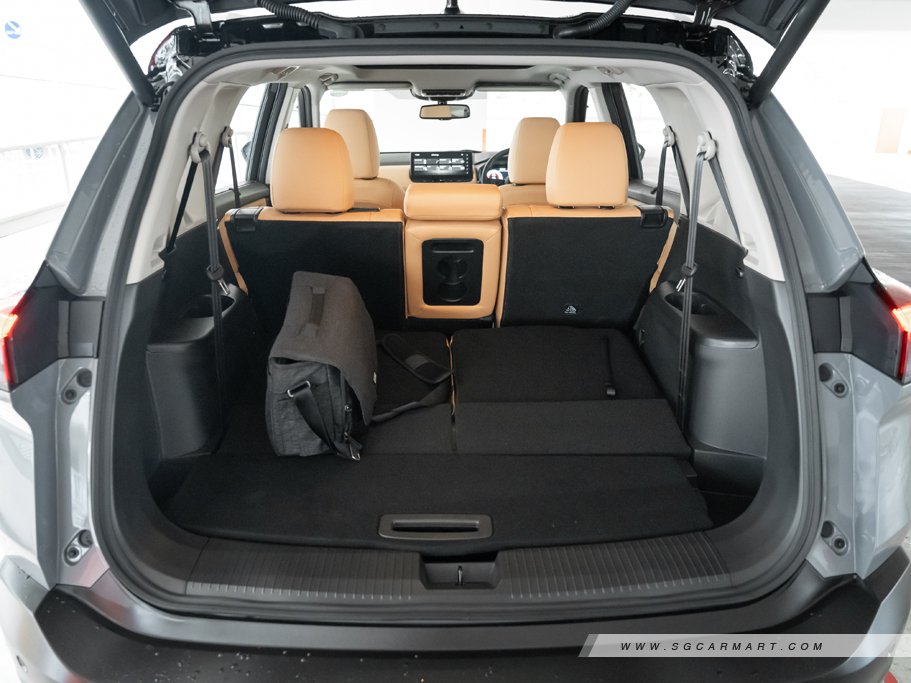 https://i.i-sgcm.com/new_cars/cars/21665/21665_g36