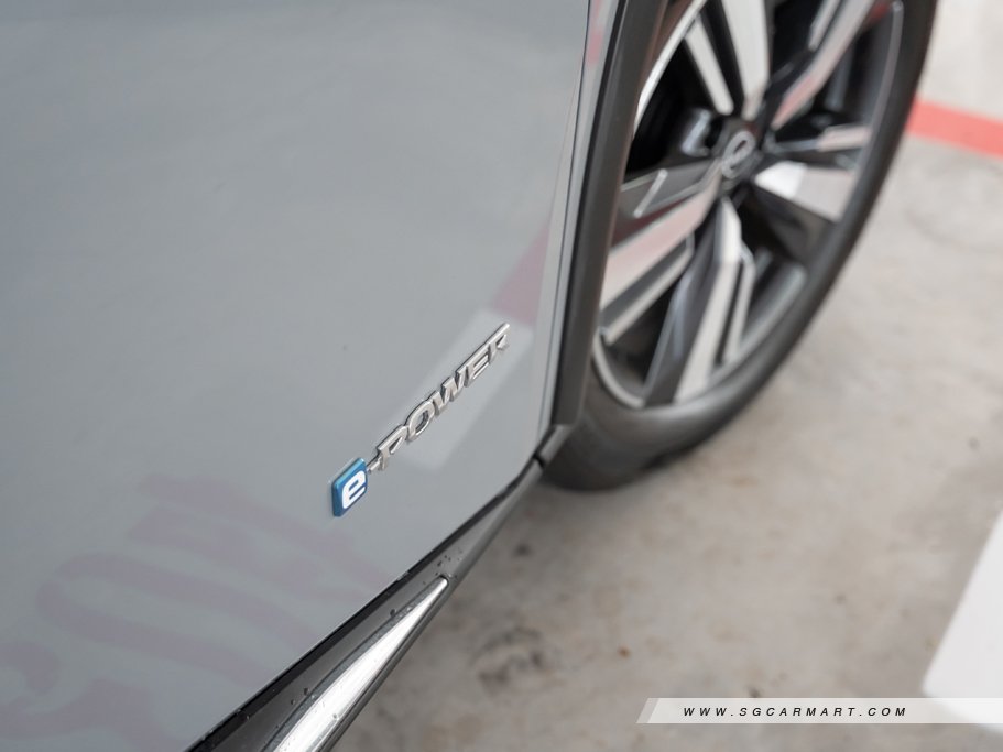 https://i.i-sgcm.com/new_cars/cars/21665/21665_g9